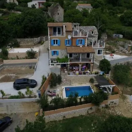 Villa Diana - Six Bedroom With Private Pool