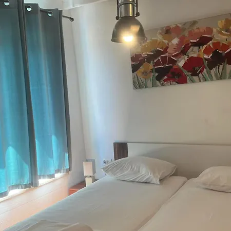 Villa Diana - Six Bedroom With Private Pool Jesenice (Split-Dalmatia)