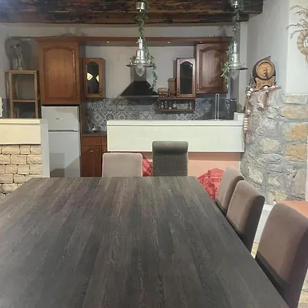 Diana - Six Bedroom With Private Pool Vila