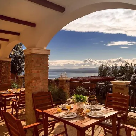 Vila Diana - Six Bedroom With Private Pool