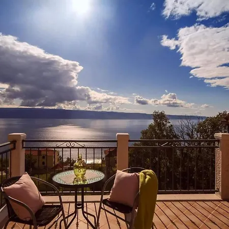 Diana - Six Bedroom With Private Pool *