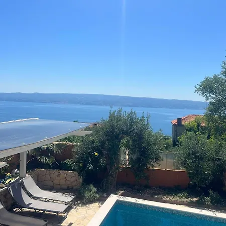 Vila Diana - Six Bedroom With Private Pool *
